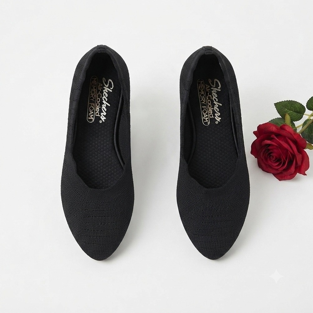 Skechers Cleo Bewitched 7.5 Knit Pointed Toe Ballet Flat Air Cooled Memory Foam